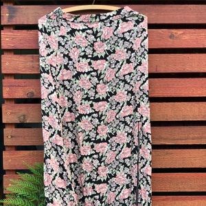 American Eagle Floral Maxi Skirt
